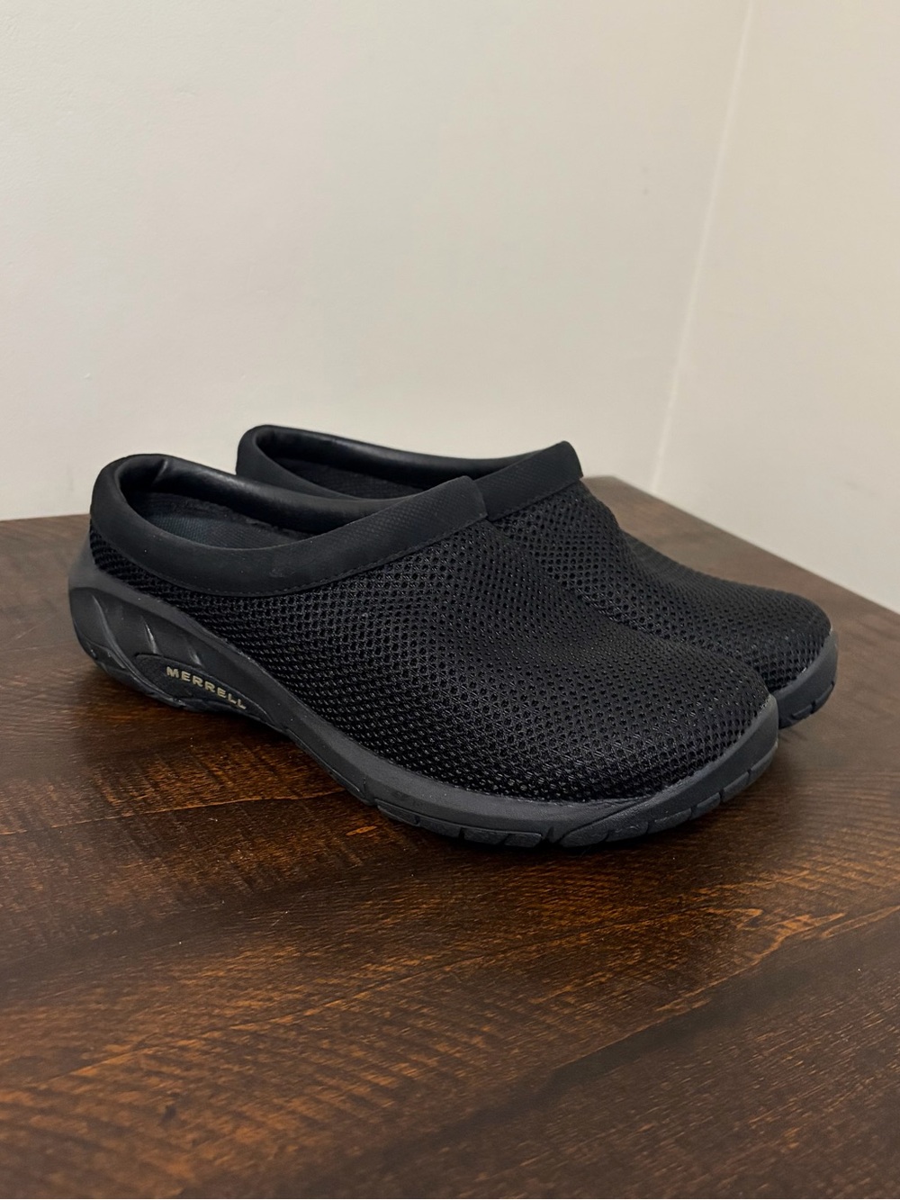 Merrell Encore Breeze Slip On Mules Black Mesh